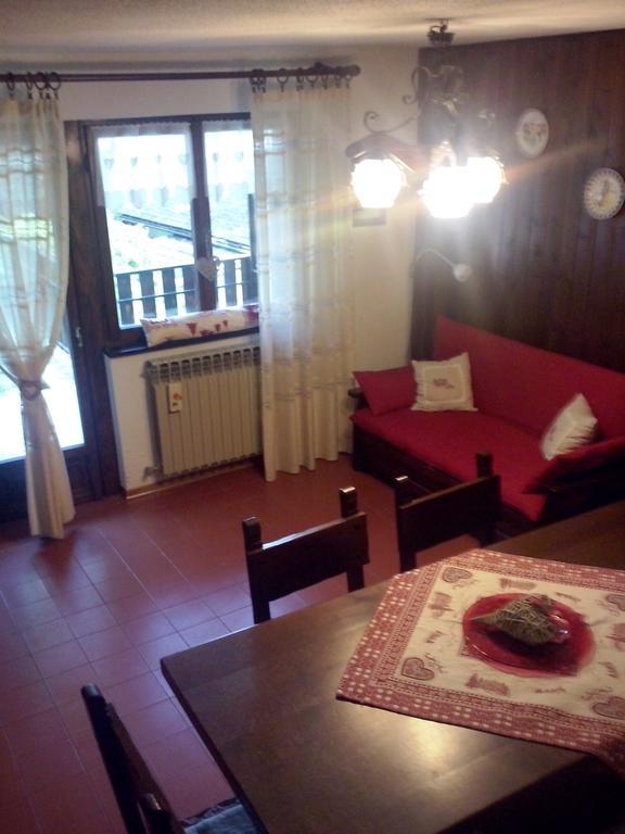 Petit Maison - วัลตูร์นอนช์ ภายนอก รูปภาพ