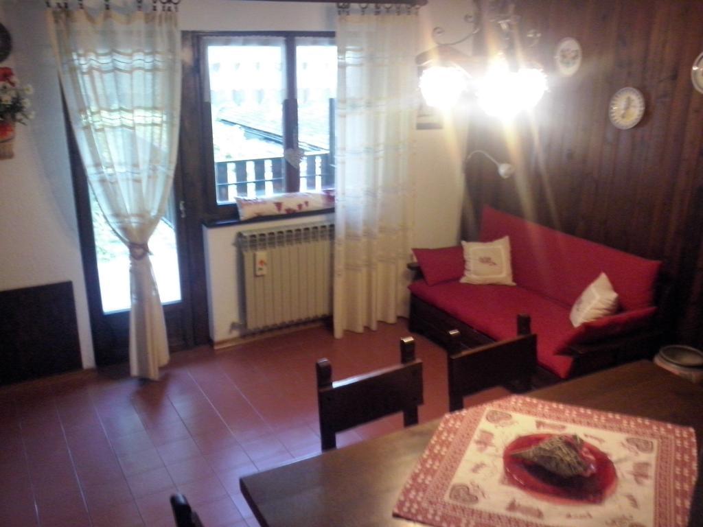 Petit Maison - วัลตูร์นอนช์ ภายนอก รูปภาพ